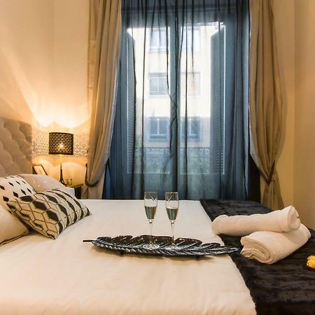 Sol Luxury Suites Madri Exterior foto