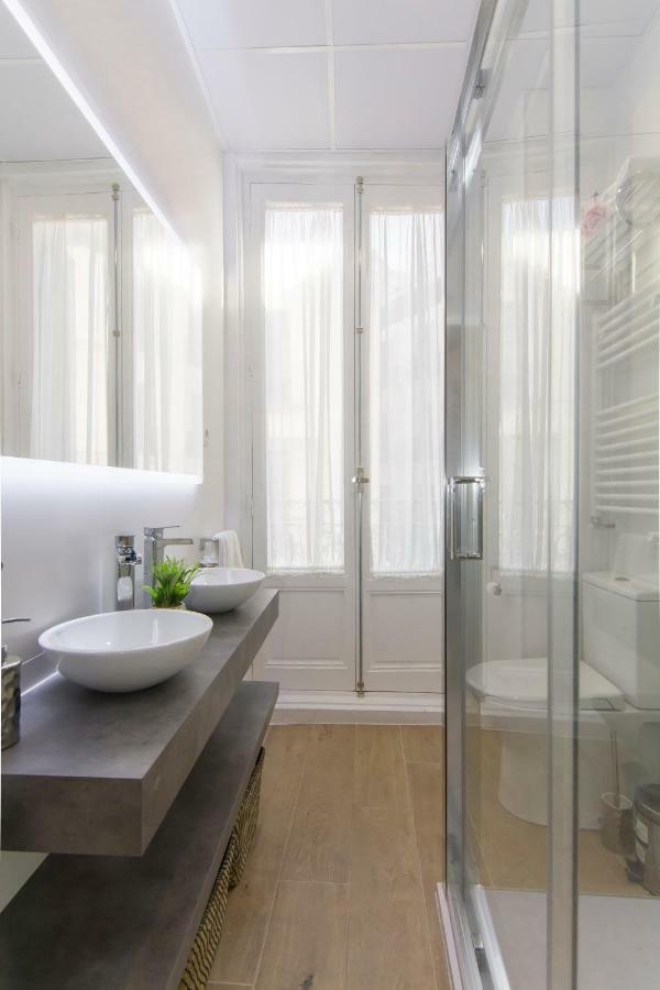 Sol Luxury Suites Madri Exterior foto